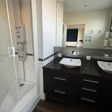Le Penthouse - De Luxe Avec Vue Panoramique Exclusive *
